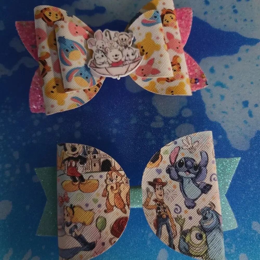 Disney custom  handmade Hair bows
